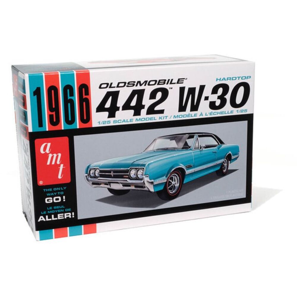 AMT 1966 Oldsmobile Olds 442 Hardtop 1/25 Scale Model Kit  COLLECTIBLES